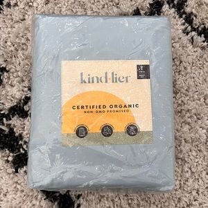 Twin 100% Organic Cotton Solid Sheet Set Sky - Kindlier